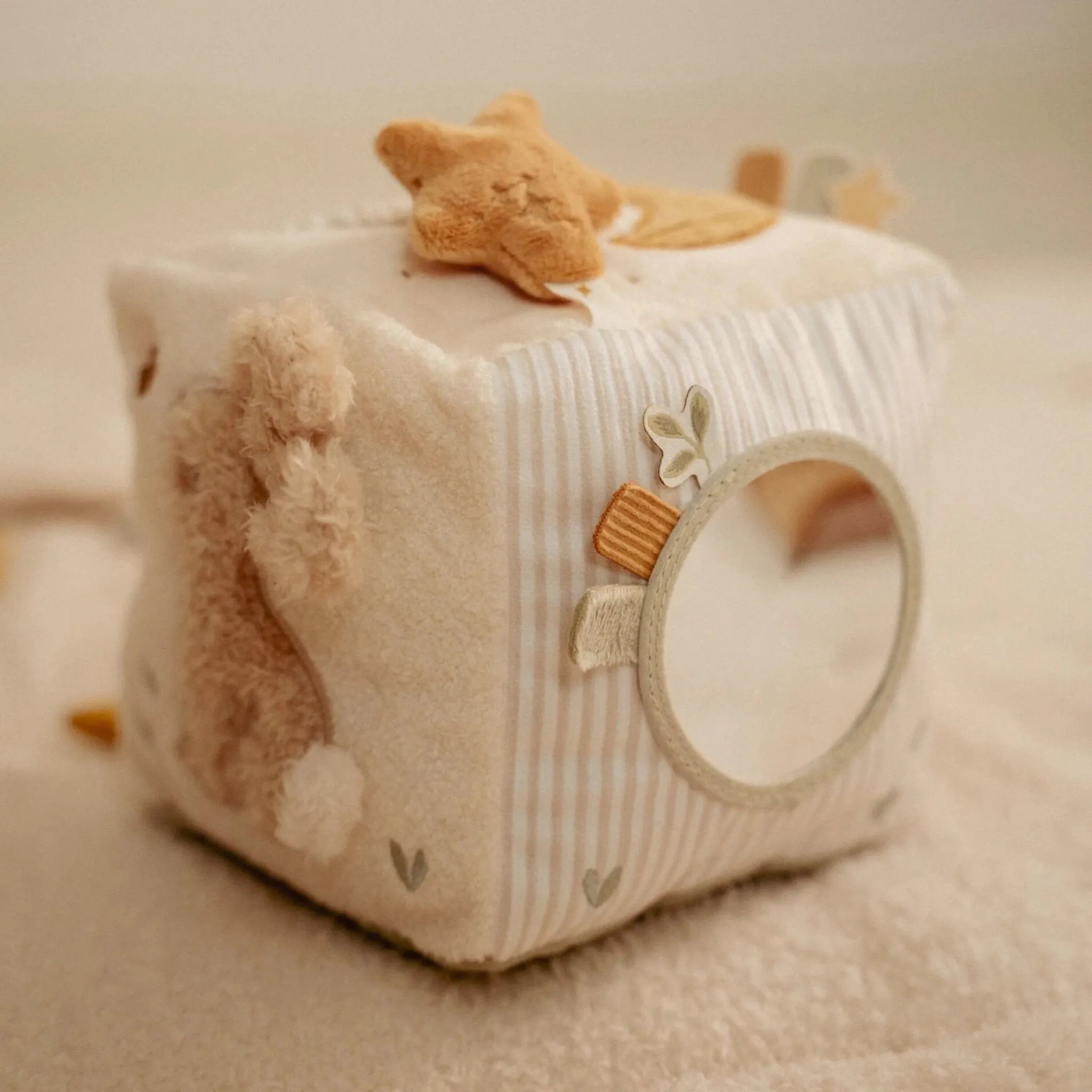 Little Dutch Activity Cube - Beige - Newborn Naturals Online