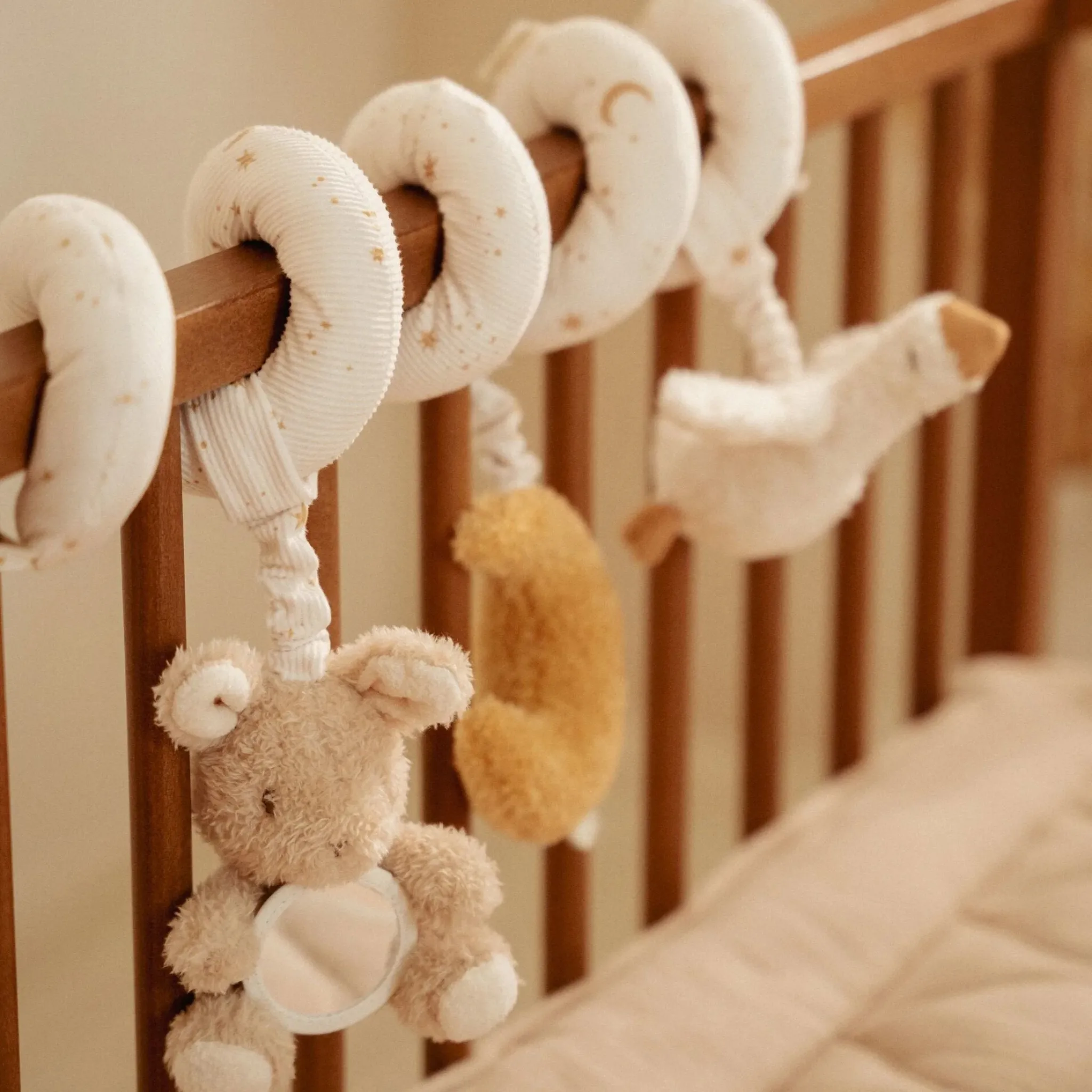 Little Dutch Activity Spiral - White - Newborn Naturals New