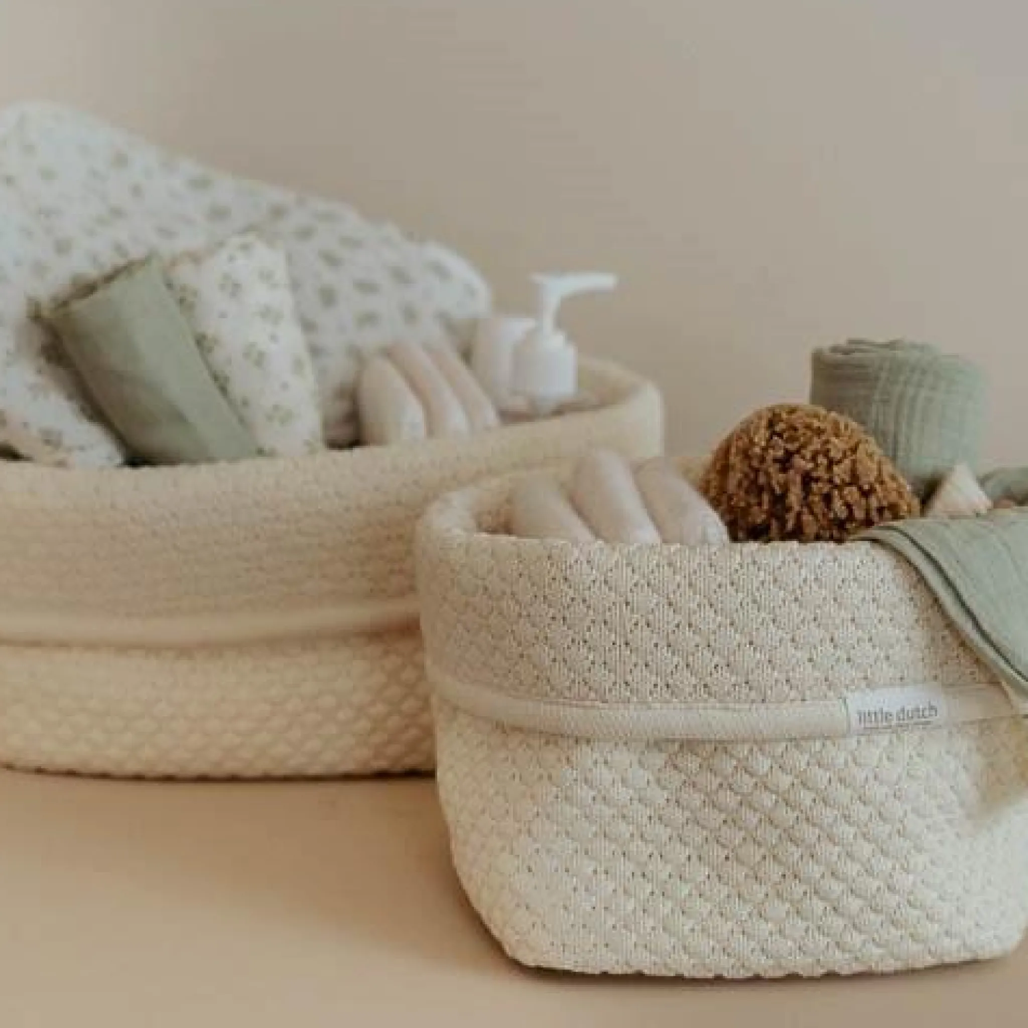Little Dutch Basket large - White - Essentials Online