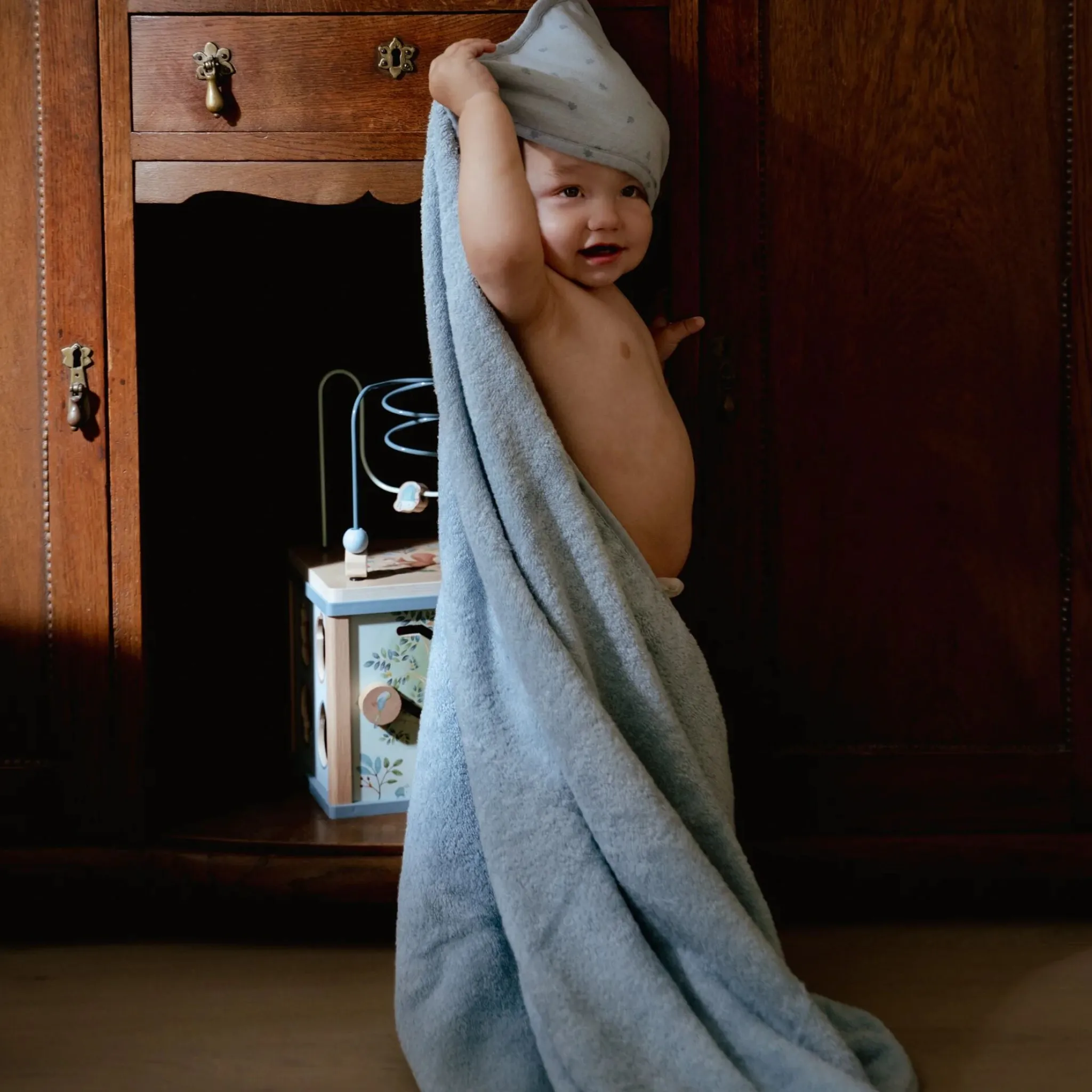 Little Dutch Bath cape - Blue - 100 x 100 - Essentials New