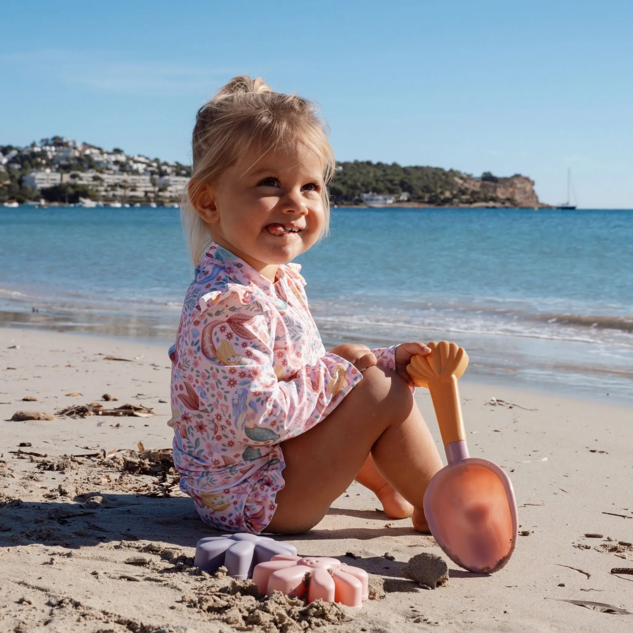Little Dutch Beach Set Shovel and Sand Molds - Pink - Dreamy Mermaid Best