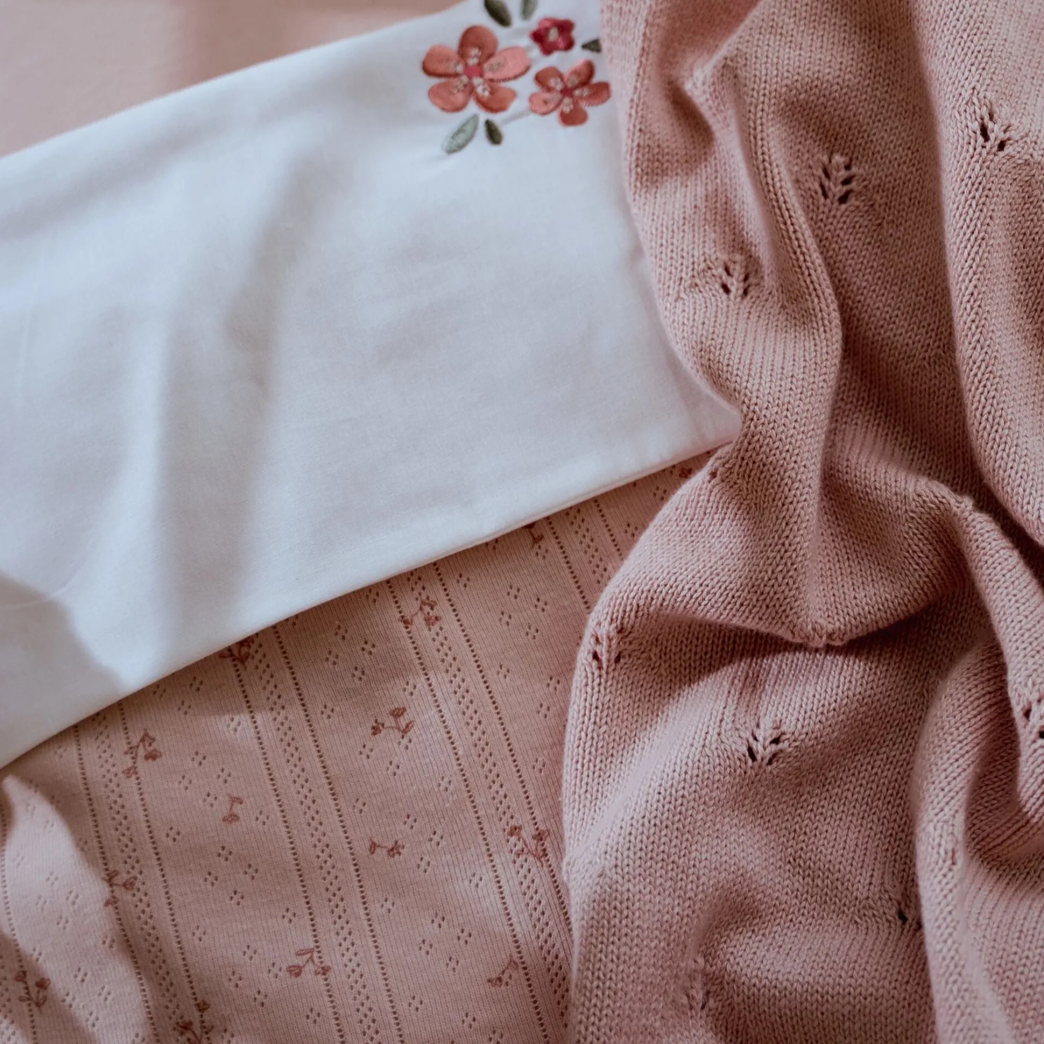 Little Dutch Cradle blanket - Pink - Essentials Clearance