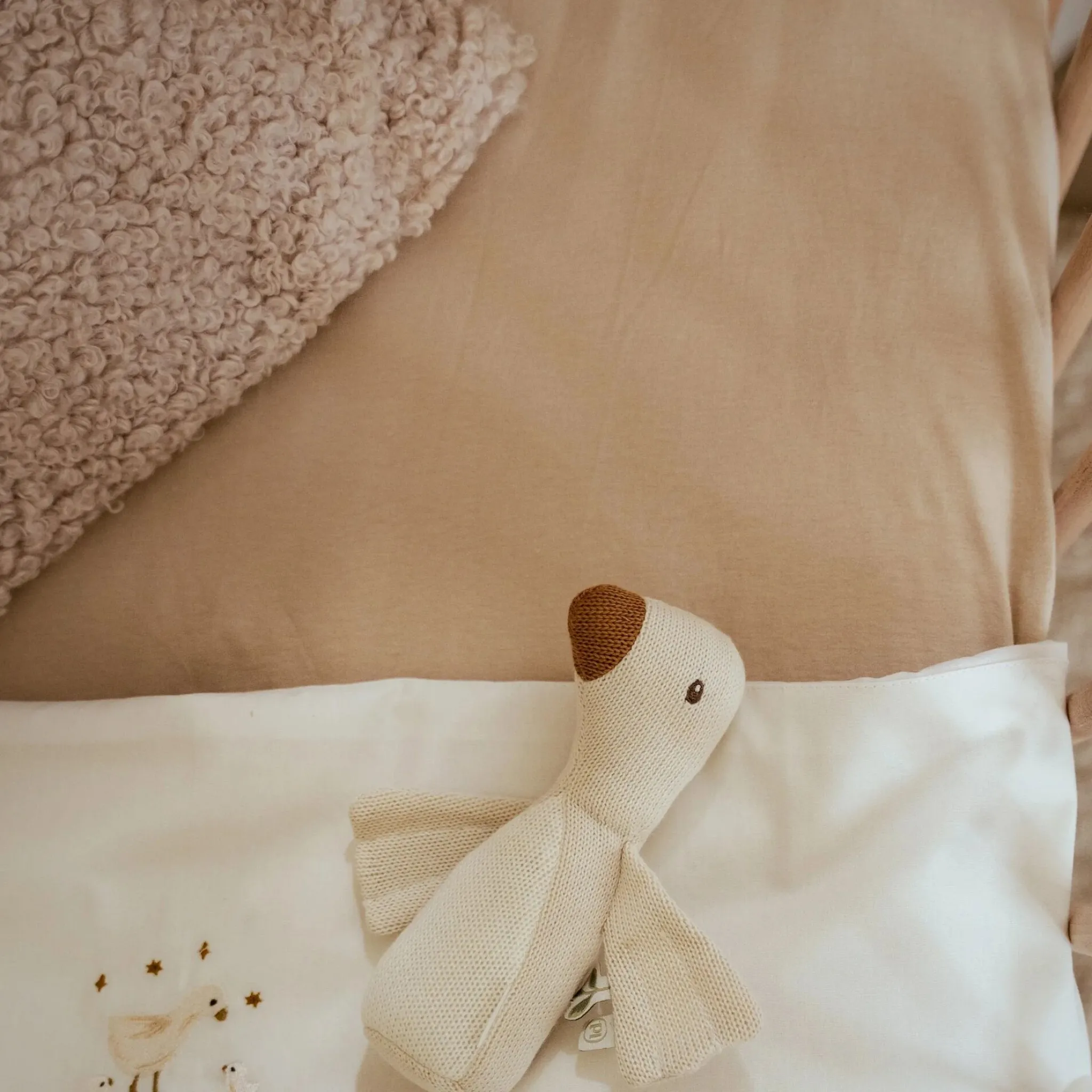 Little Dutch Crib fitted sheet - Beige - Essentials Online