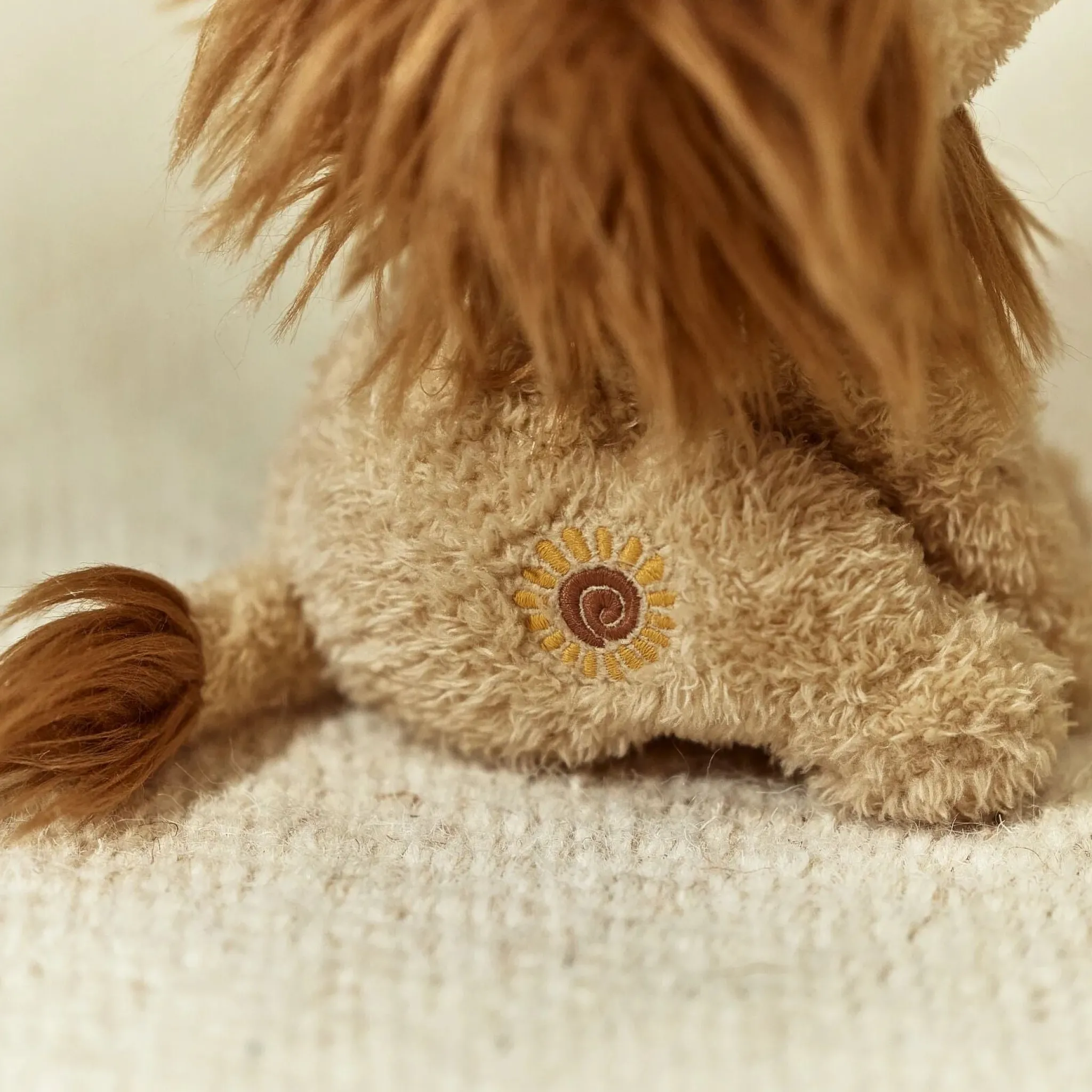 Little Dutch Cuddly toy Lion - Yellow - 17 cm Online