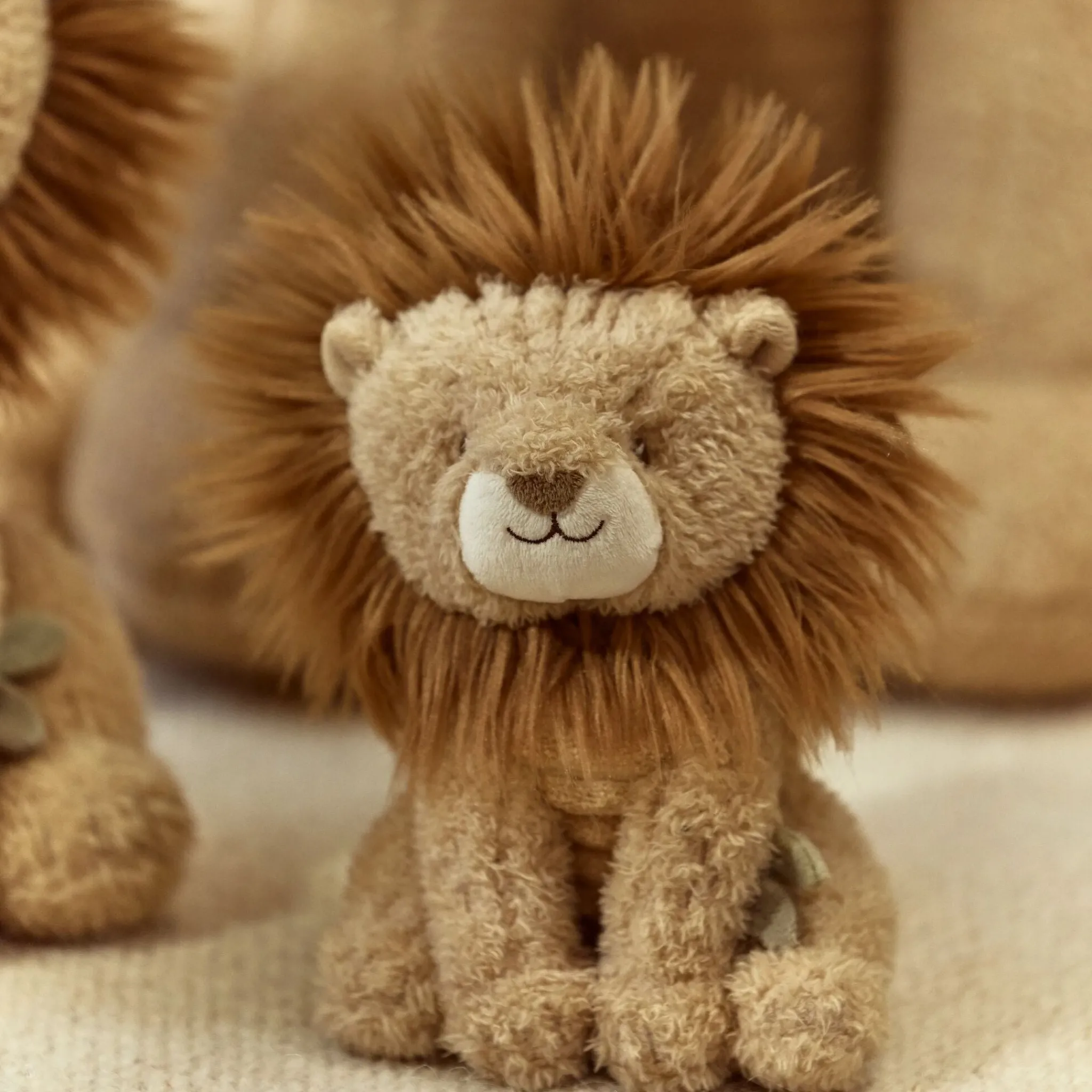 Little Dutch Cuddly toy Lion - Yellow - 17 cm Online