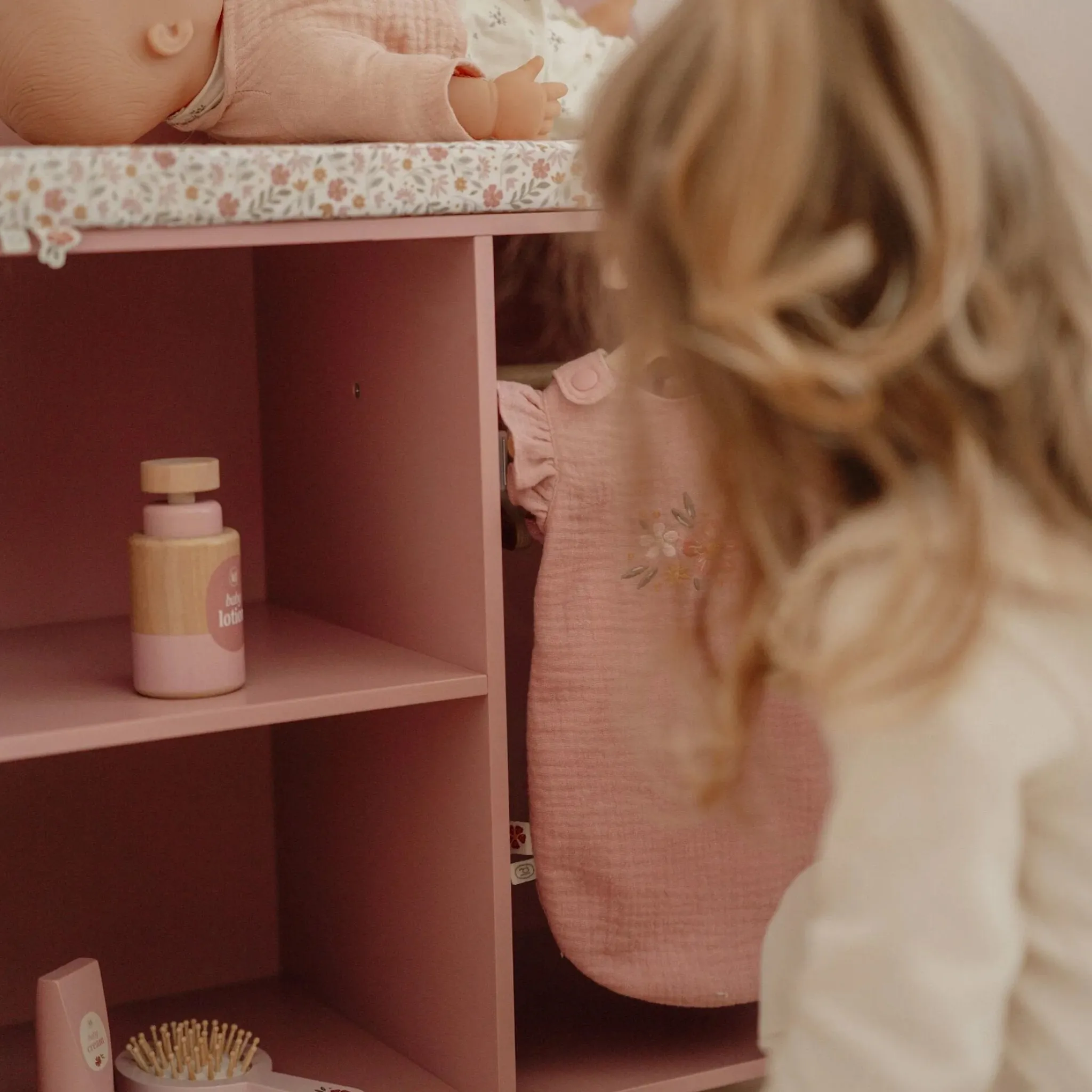 Little Dutch Doll changing table – Pink – Essentials Discount
