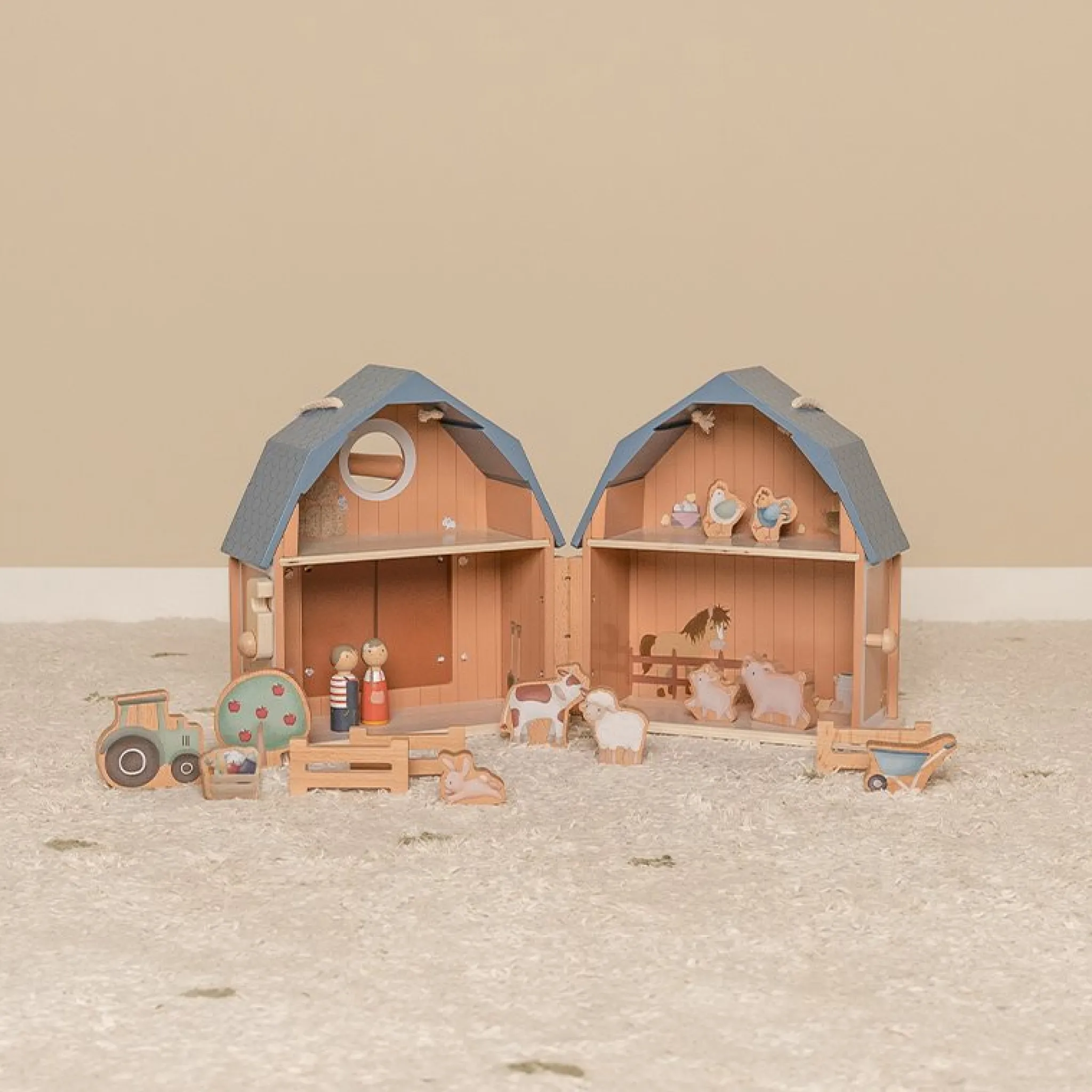 Little Dutch Dollhouse Little Farm Clearance