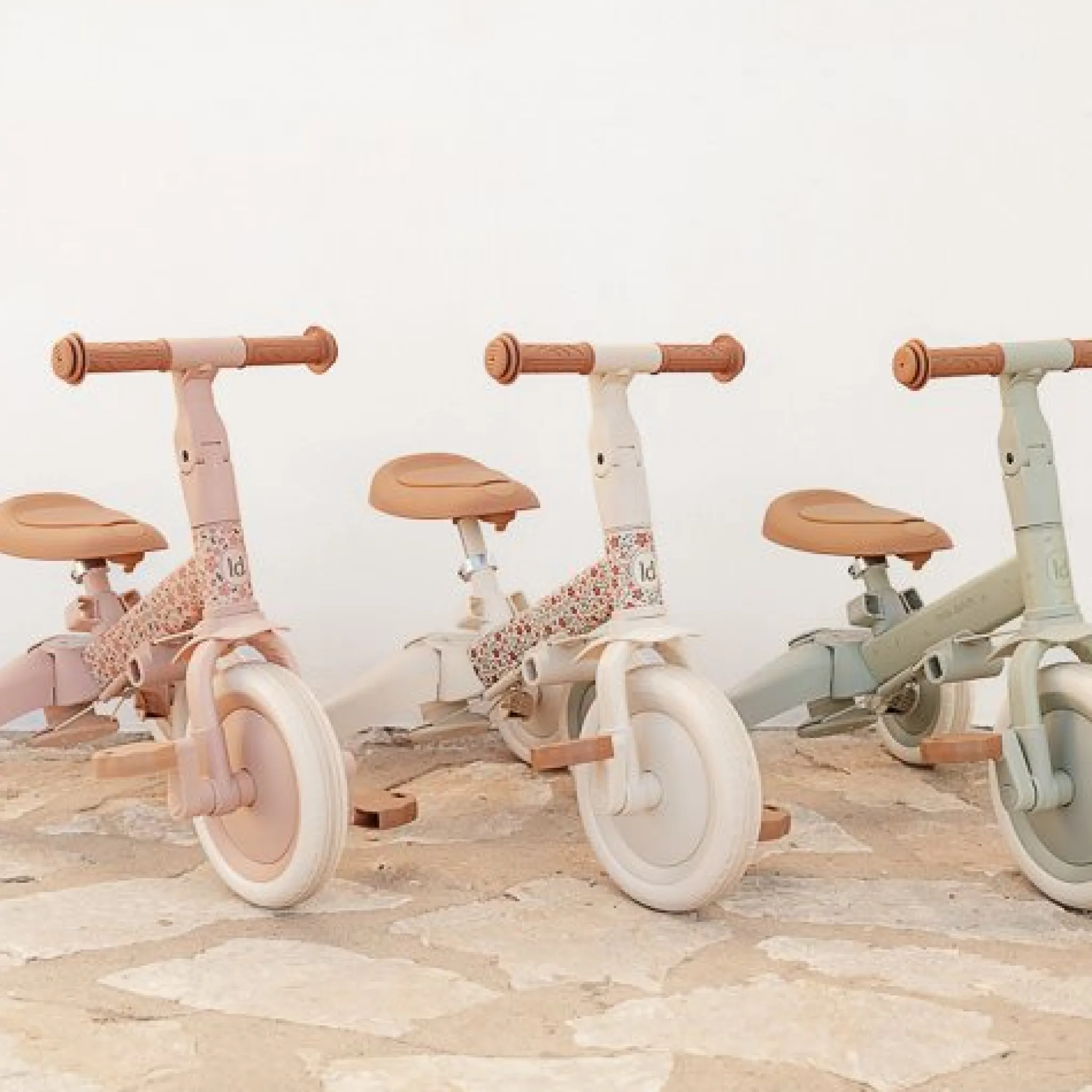 Little Dutch 4 in 1 tricycle Pink Hot