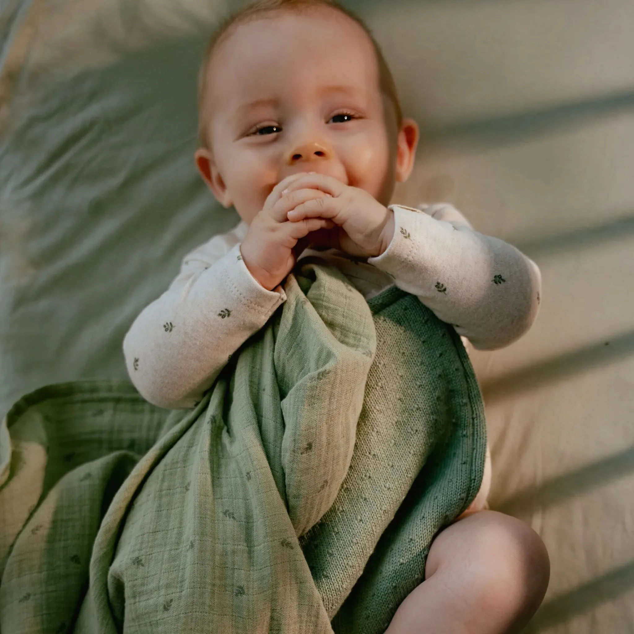 Little Dutch Knitted cradle blanket – Green – Essentials Clearance