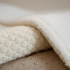 Little Dutch Knitted crib blanket - Fleece - White - Essentials Outlet