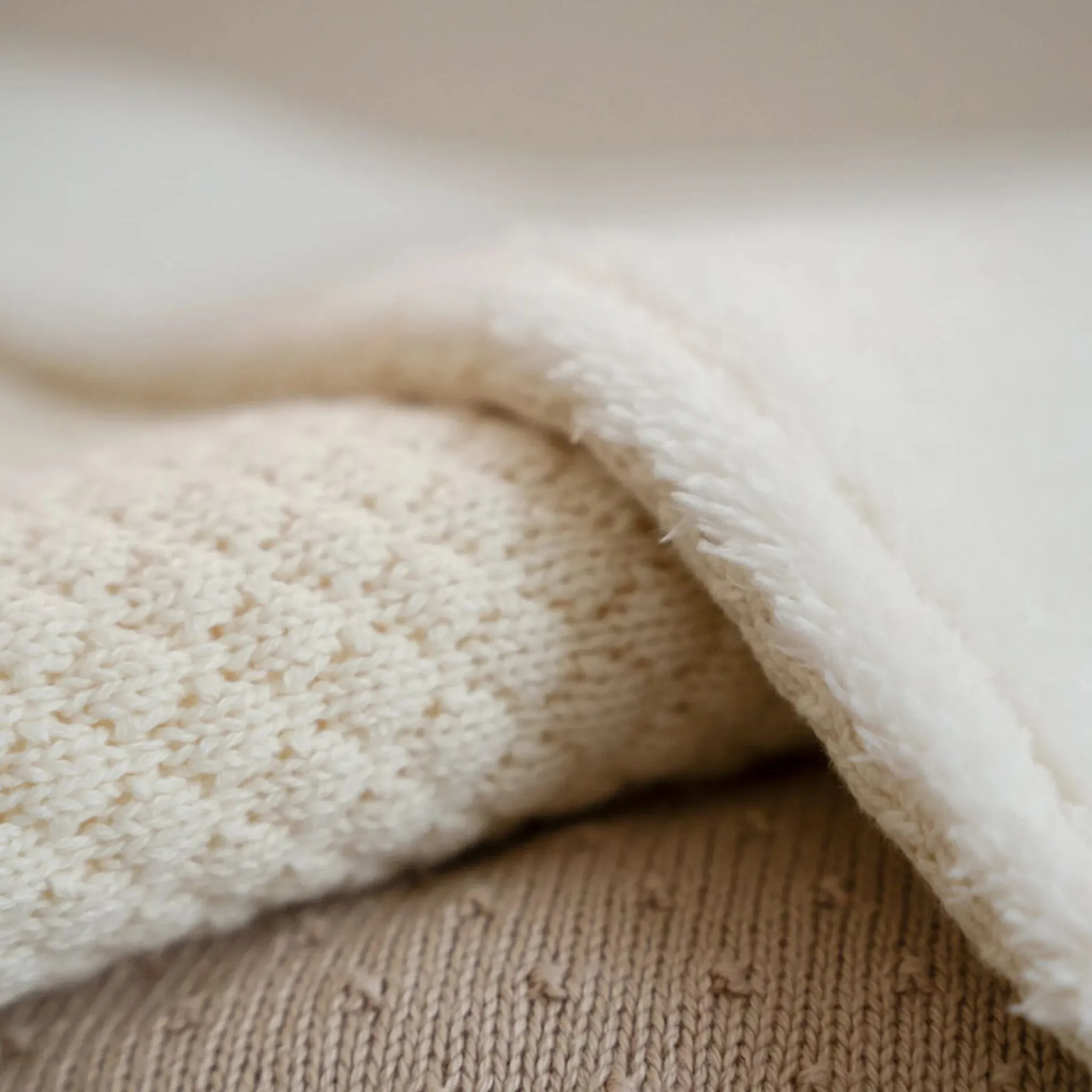 Little Dutch Knitted crib blanket - Fleece - White - Essentials Outlet