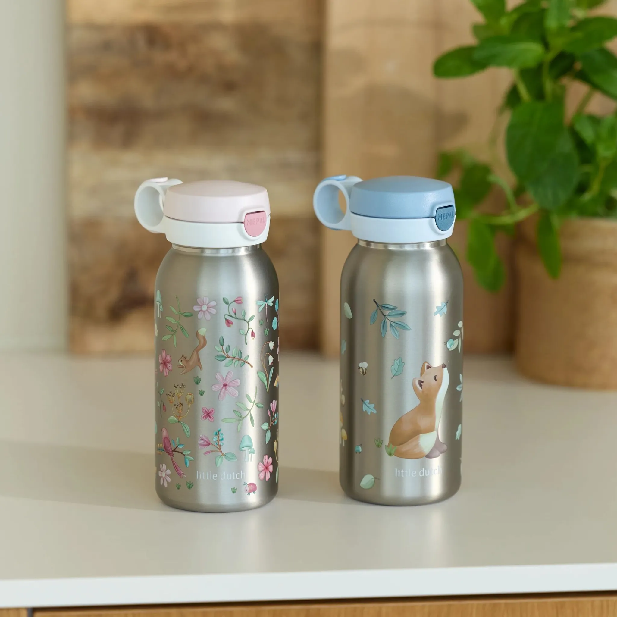 Little Dutch Mepal stainless steel pop-up drinks bottle 600 ml - Pink New