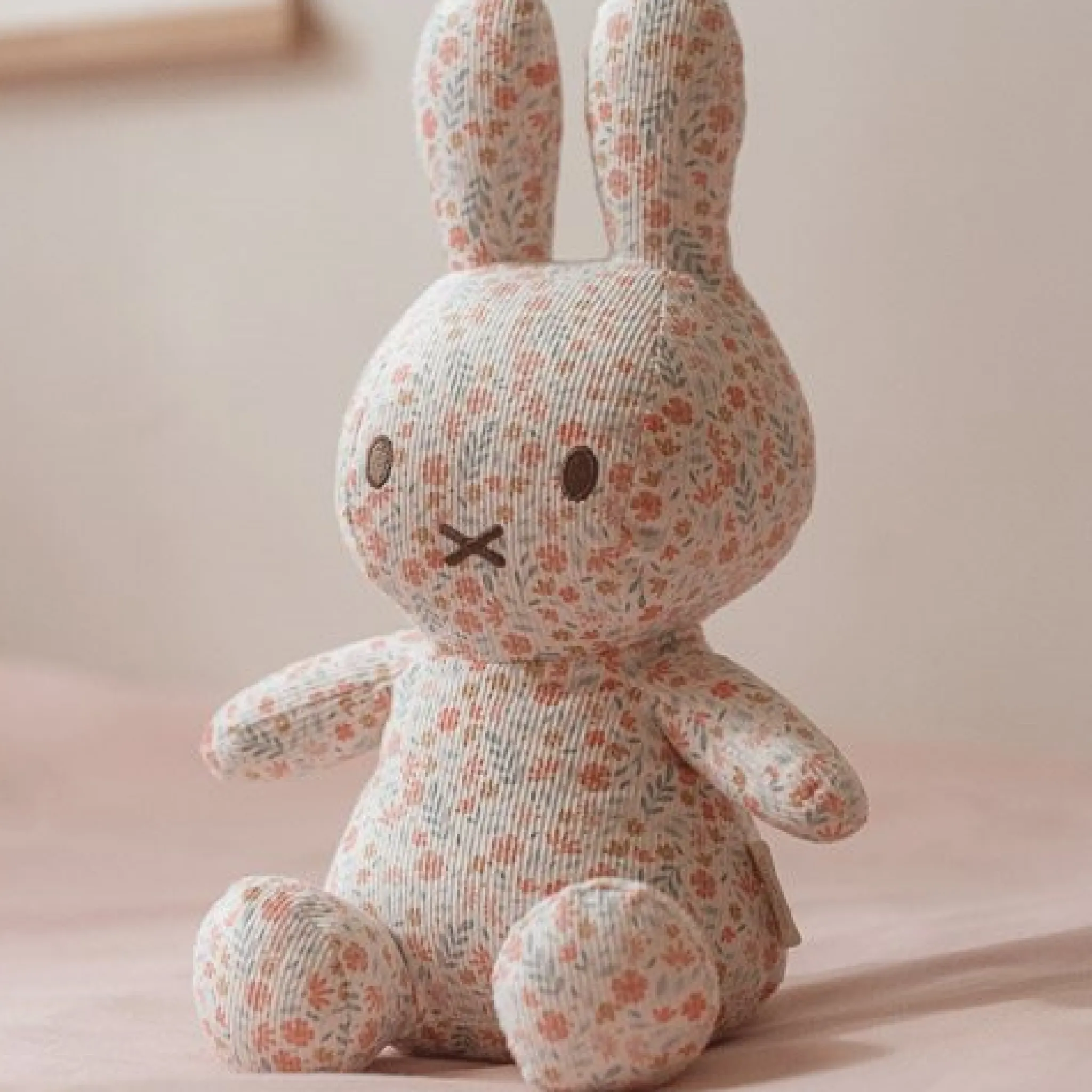 Little Dutch miffy cuddle all-over print 20 cm - Pink - Lucky Blossom Best