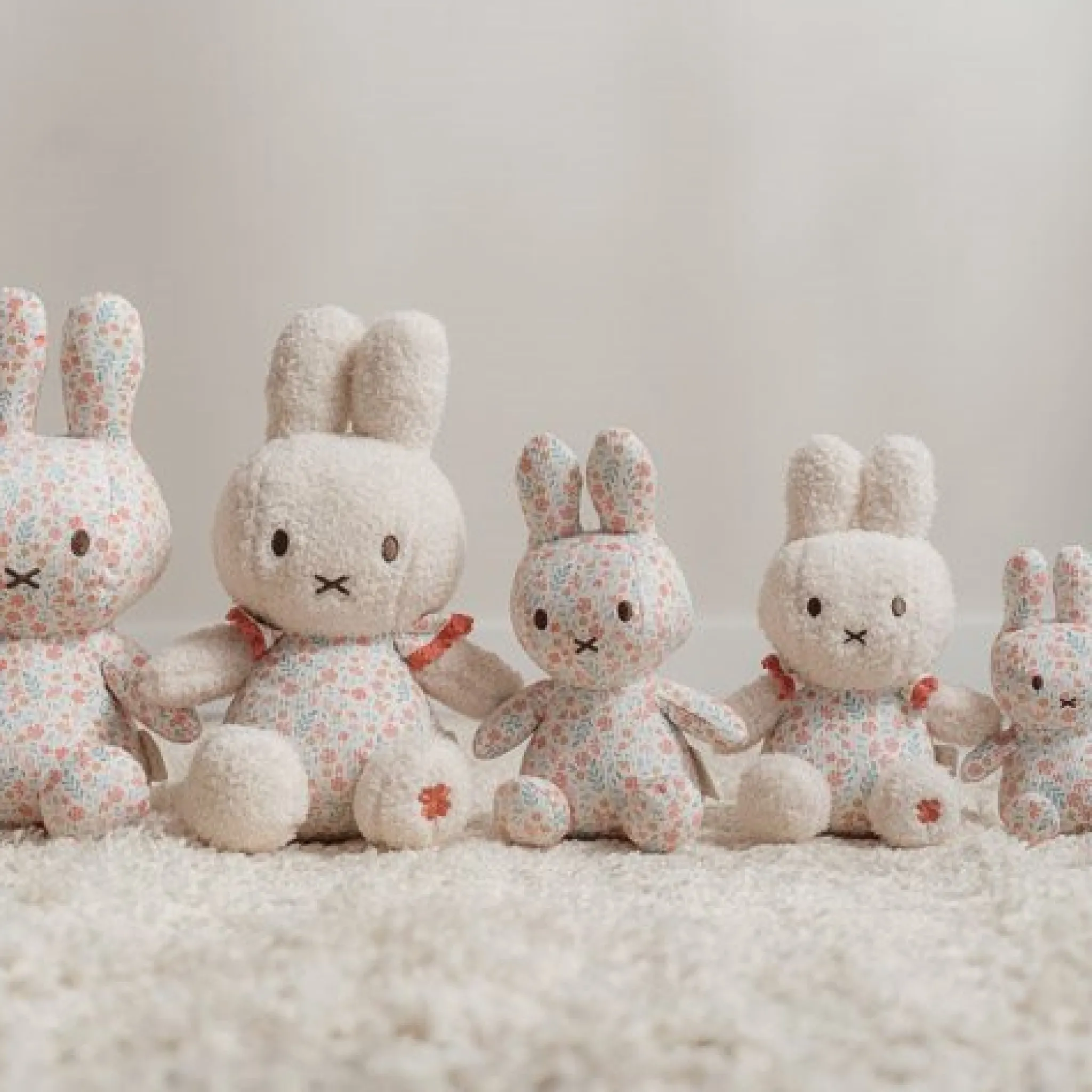Little Dutch nijntje plush 20 cm - Pink - Lucky Blossom