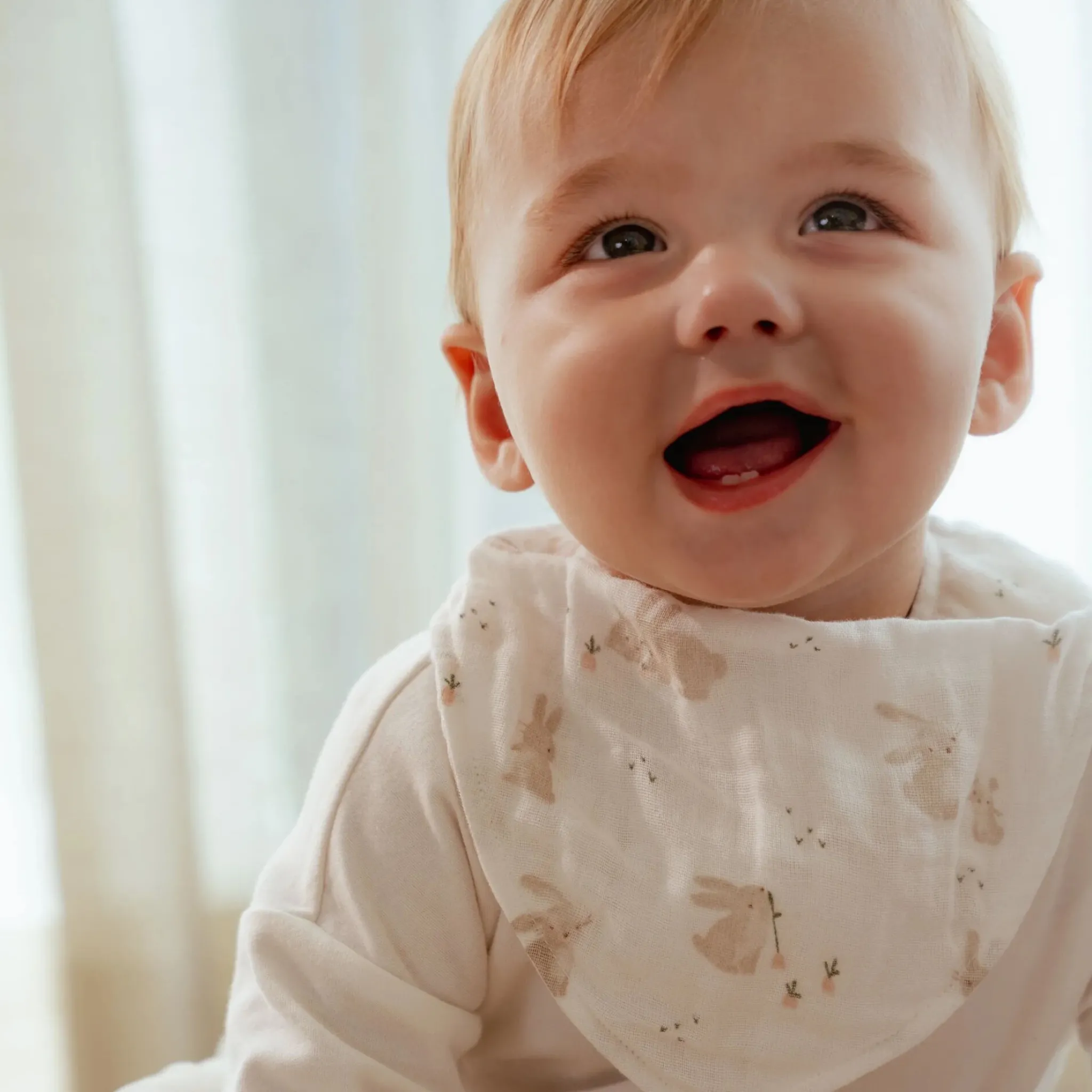 Little Dutch 2-pack bandana bib - White - Newborn Naturals - Baby Bunny Sale