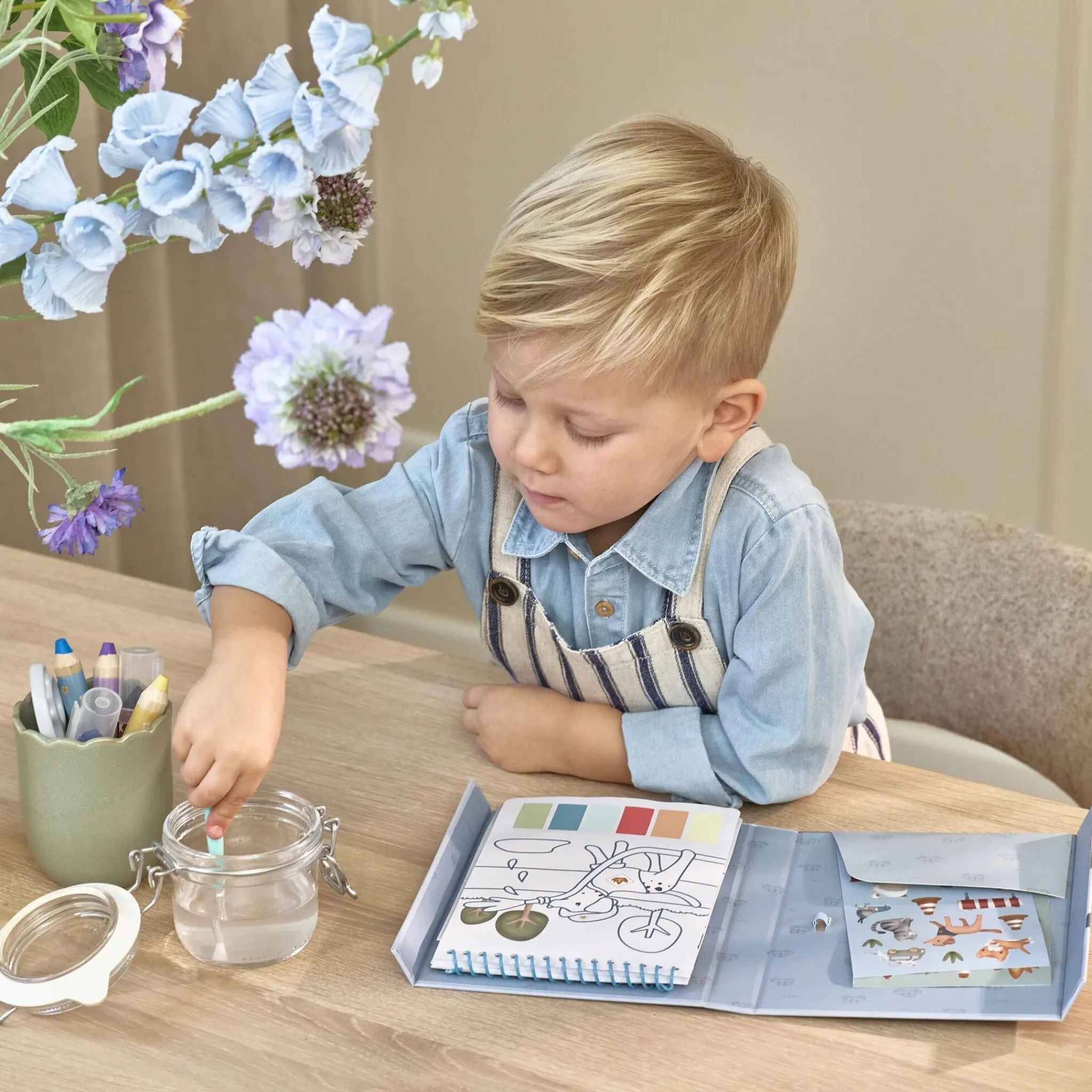 Little Dutch Paint Book - Jim New
