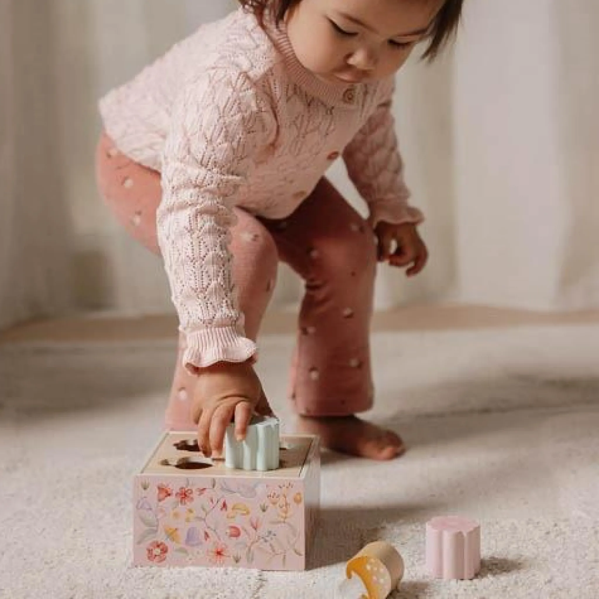Little Dutch Shape sorter - Pink - Fairy Garden Hot