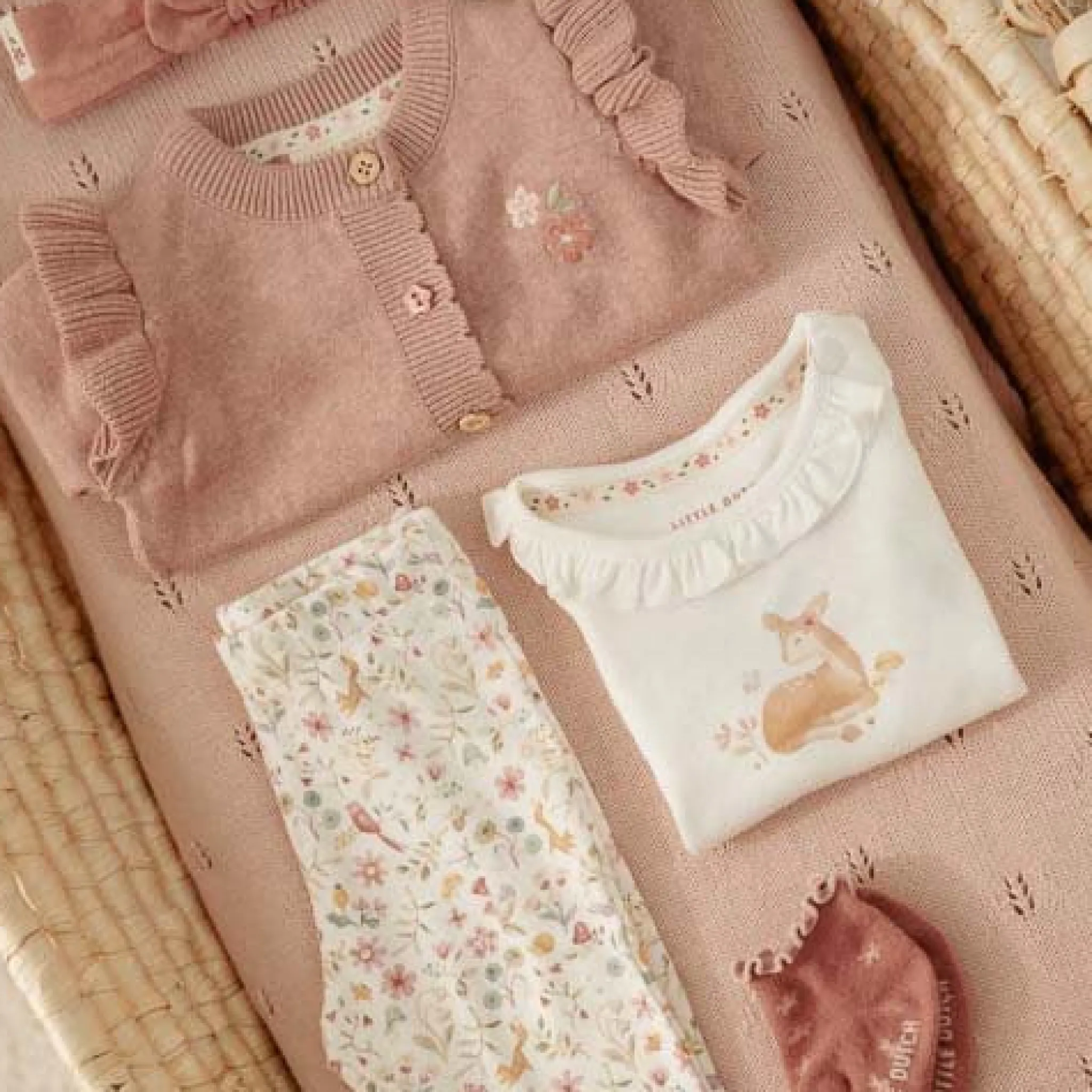 Little Dutch Shirt long sleeve - Ruffles - White - Fairy Garden Online