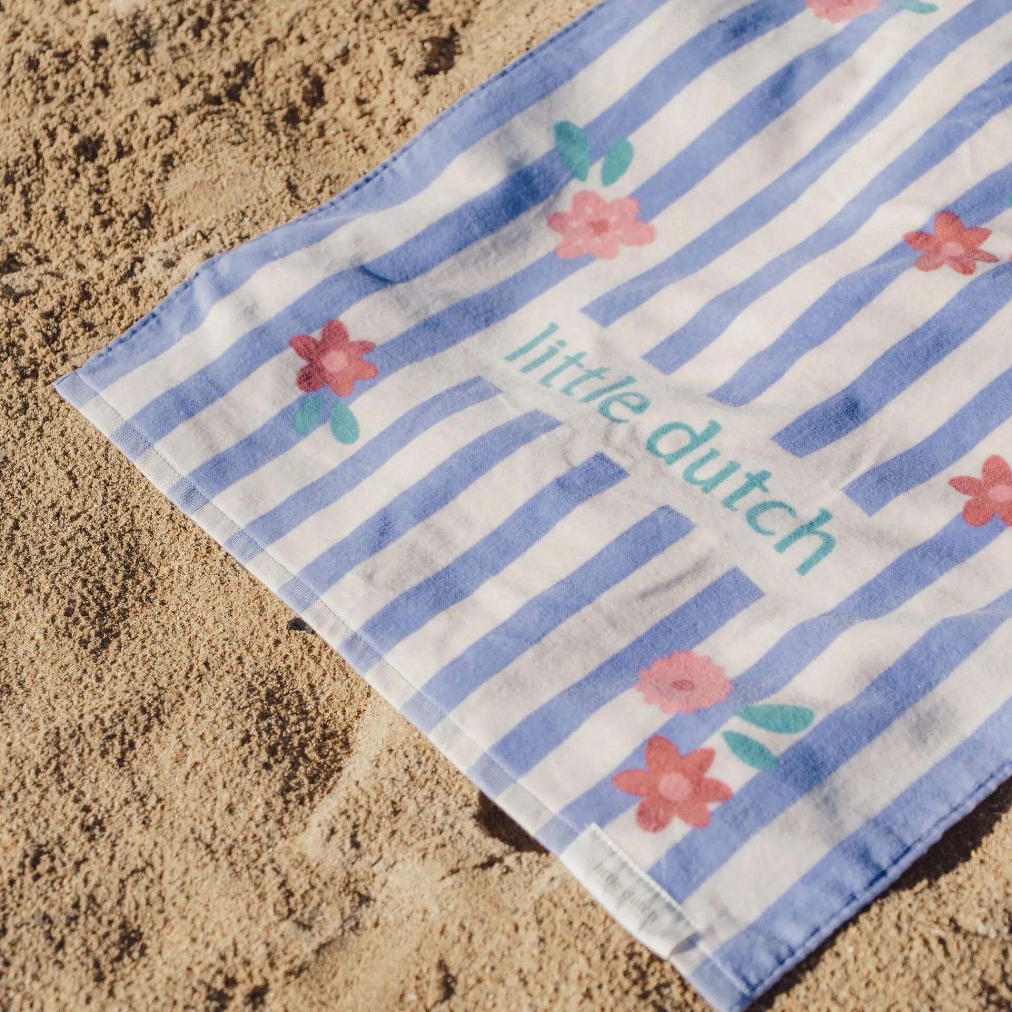 Little Dutch Swim Coll. 26 Beach towel Dreamy Purple stripe - 60cm X 120cm Outlet