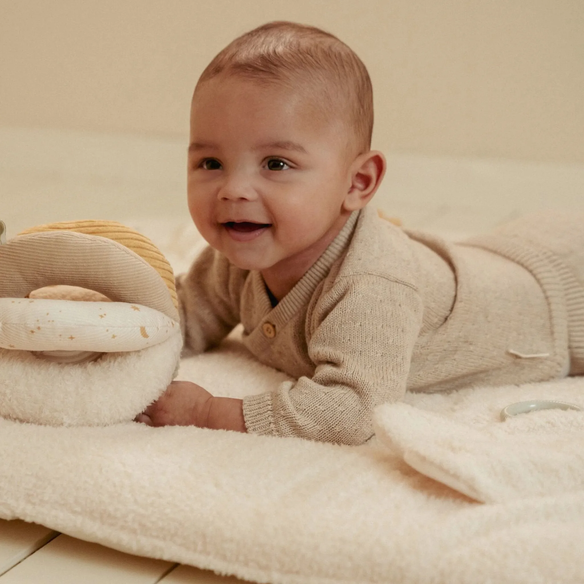 Little Dutch Vest - Beige - Newborn Naturals New