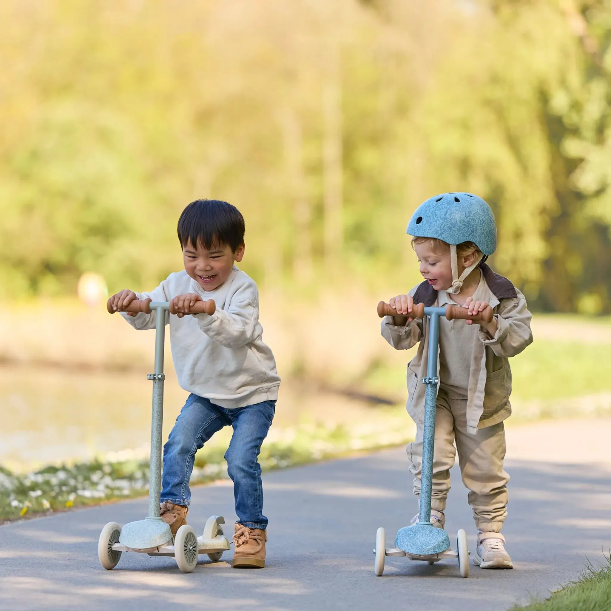 Little Dutch 3 wheel scooter - Blue Best